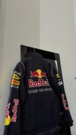 ⁦جاكيت ريدبول⁩ - الصورة ⁦3⁩